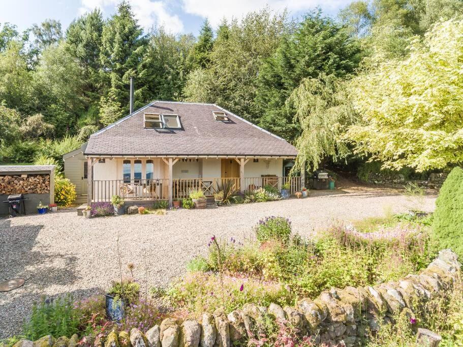 The Mews - A Cottage With A Spectacular Lake View Port Of Menteith ภายนอก รูปภาพ